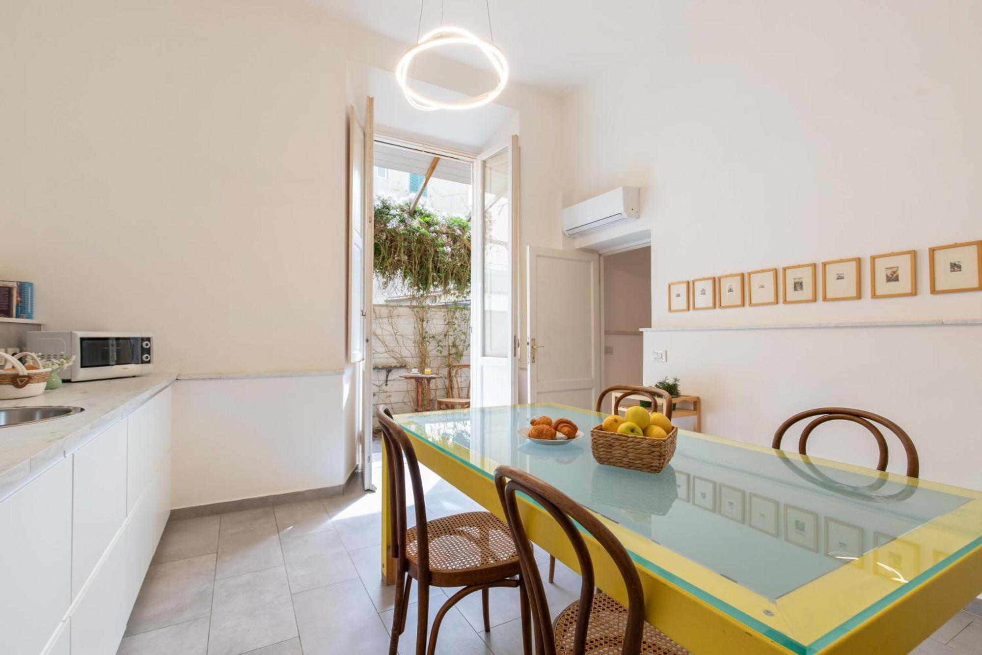 900 - Guest House Livorno Buitenkant foto