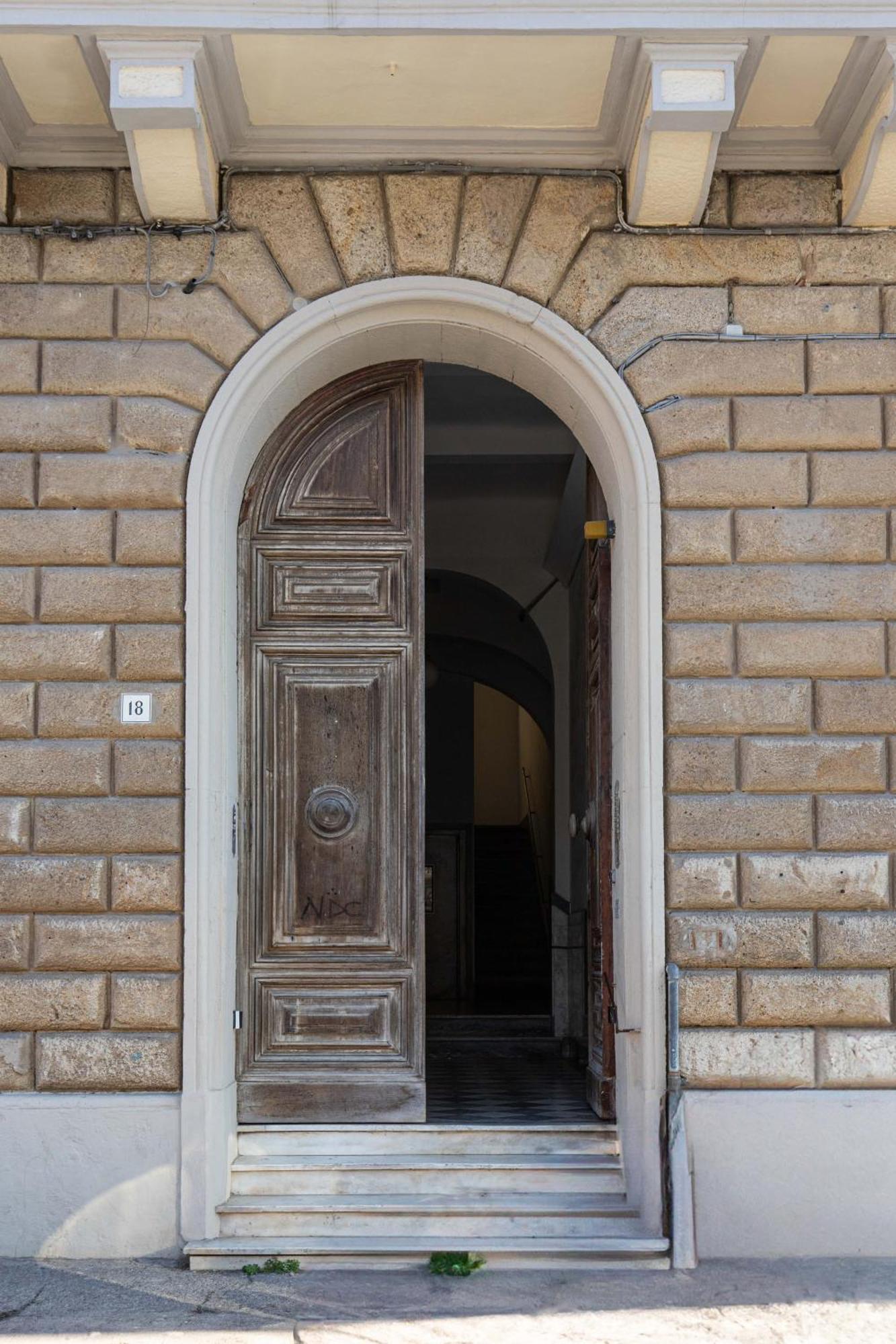 900 - Guest House Livorno Buitenkant foto